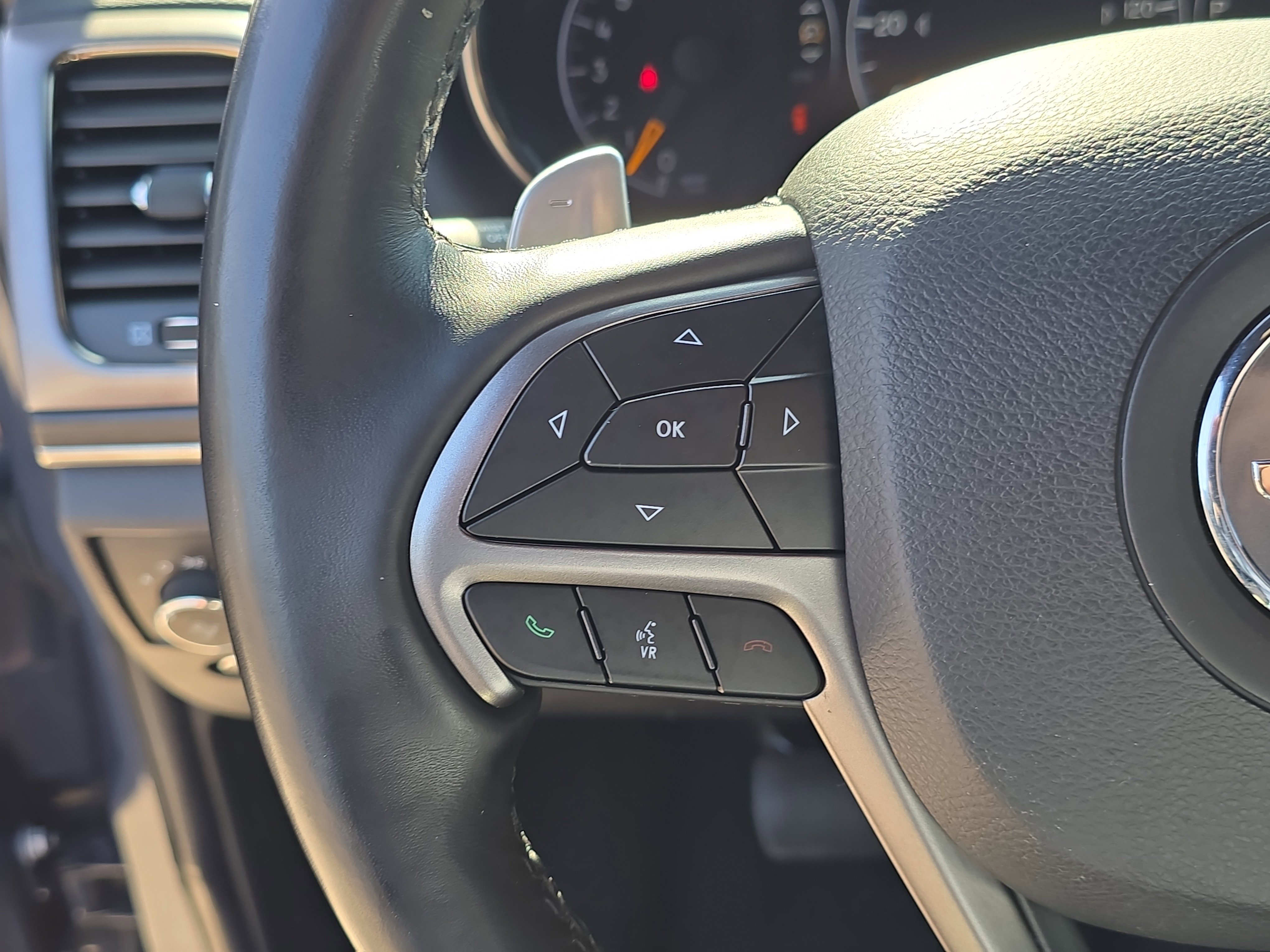 Used 2020 Jeep Grand Cherokee Limited X image 33