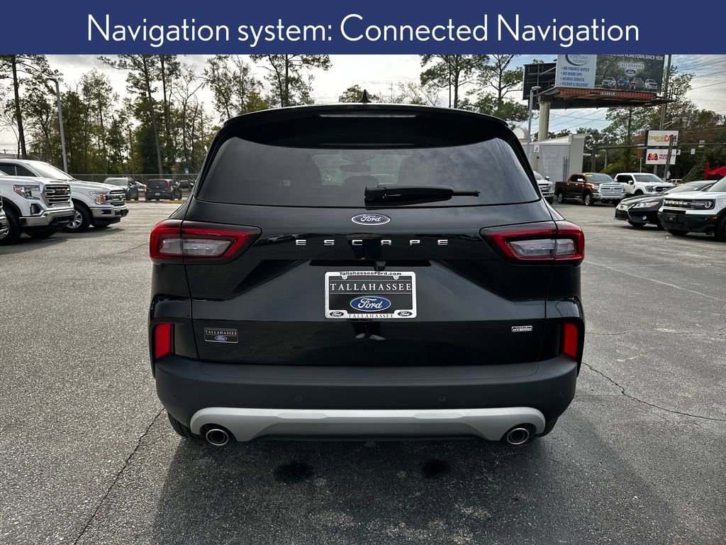Used 2023 Ford Escape SE image 5