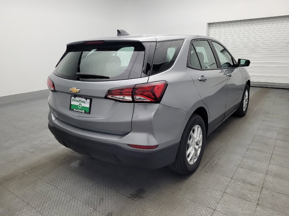 Used 2024 Chevrolet Equinox LS image 9