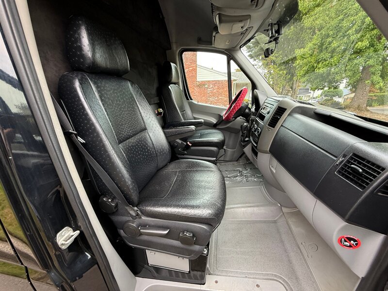 Used 2012 Mercedes-Benz Sprinter 2500 image 28