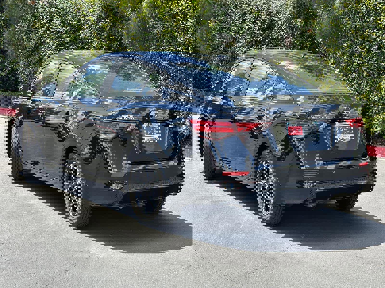 Used 2024 Nissan Sentra SV image 4