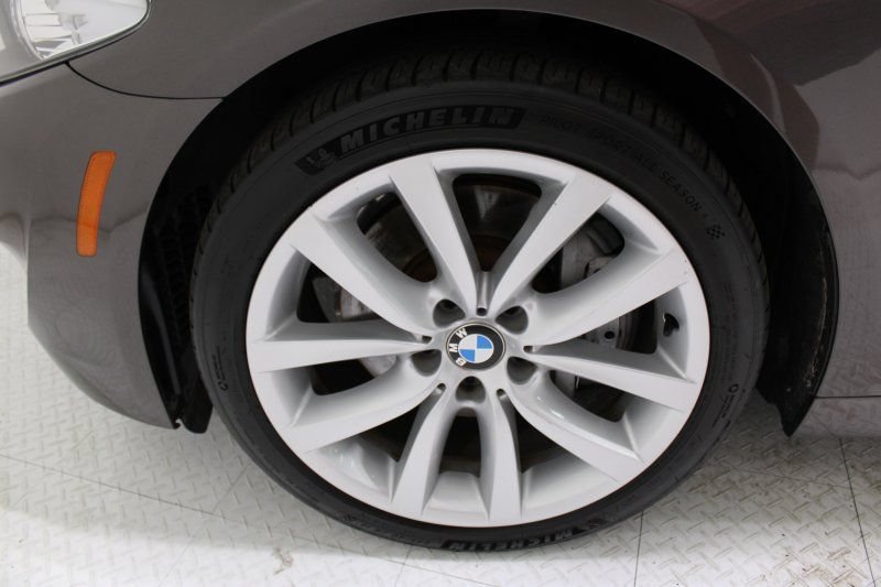 Used 2011 BMW 535i Sedan w/ Active Ventilated Seat Pkg RWD image 39