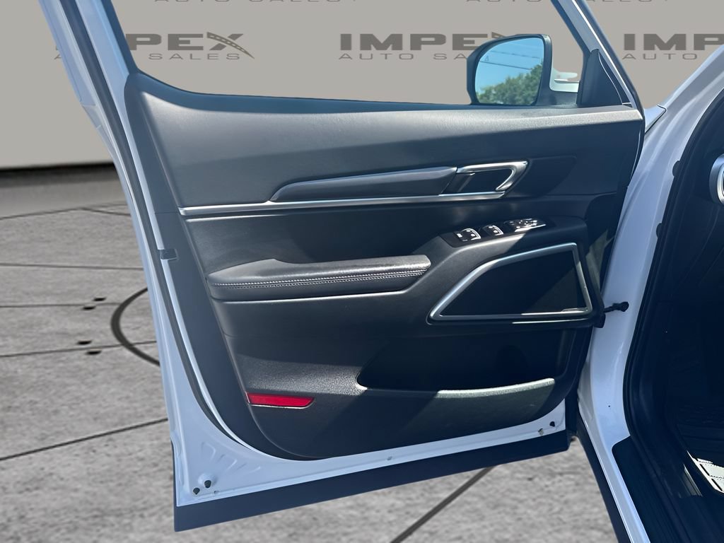 Used 2024 Kia Telluride S w/ S Sunroof Package FWD image 22