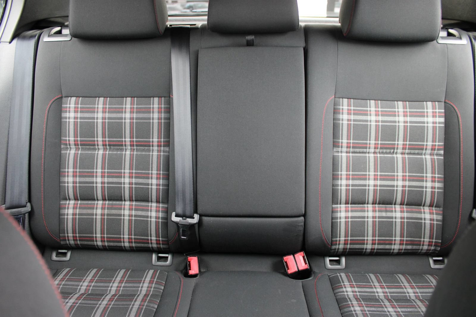 Used 2012 Volkswagen GTI 4-Door FWD image 11
