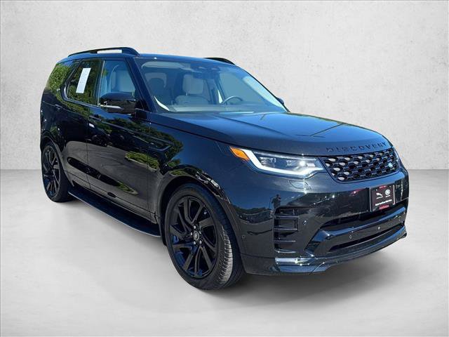 Used 2025 Land Rover Discovery Dynamic SE AWD/4WD image 3