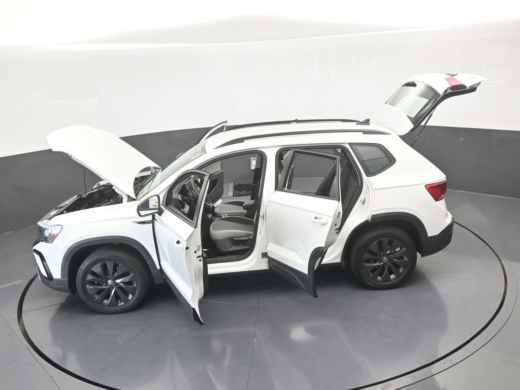 Used 2022 Volkswagen Taos S image 58