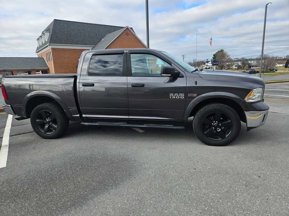 Used 2015 RAM 1500 Outdoorsman image 12