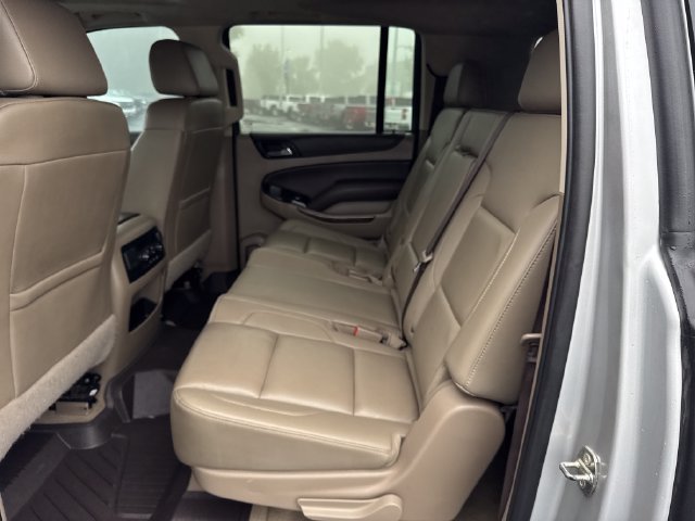 Used 2019 Chevrolet Suburban LT AWD/4WD image 31