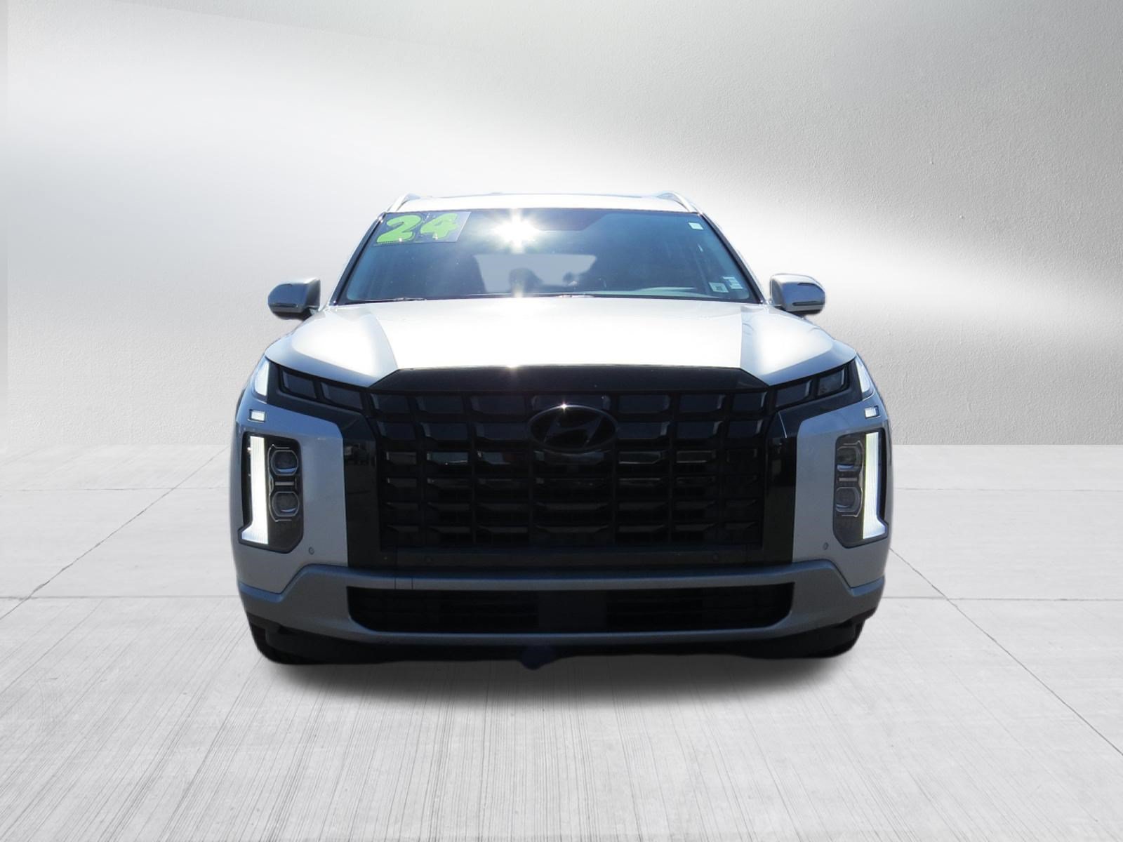 Used 2024 Hyundai Palisade SEL w/ Premium Package AWD/4WD image 8