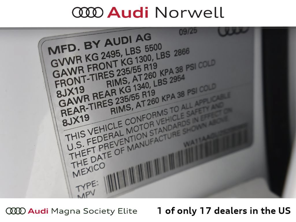 Used 2025 Audi Q5 Premium w/ Convenience Package AWD/4WD image 3