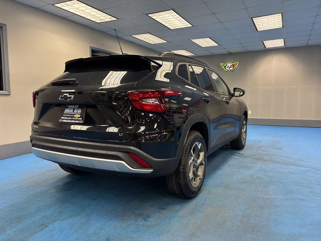New 2026 Chevrolet Trax LT image 2