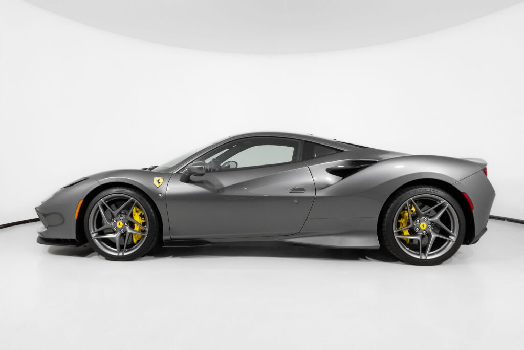 Used 2022 Ferrari F8 Tributo image 4