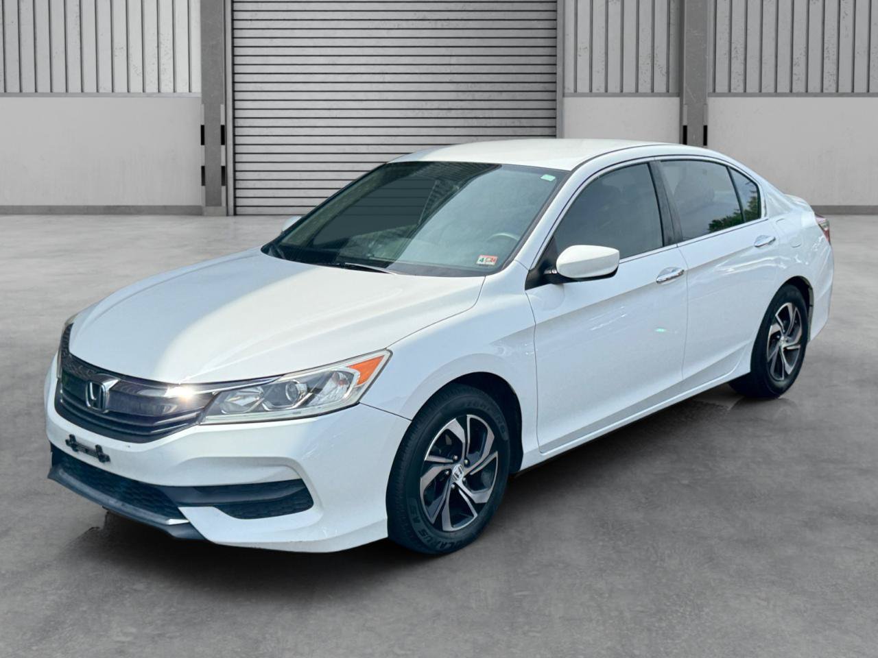 Used 2017 Honda Accord LX image 28