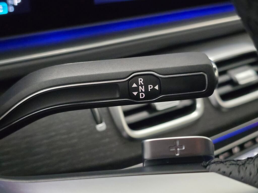 New 2026 Mercedes-Benz GLS 450 4MATIC image 17