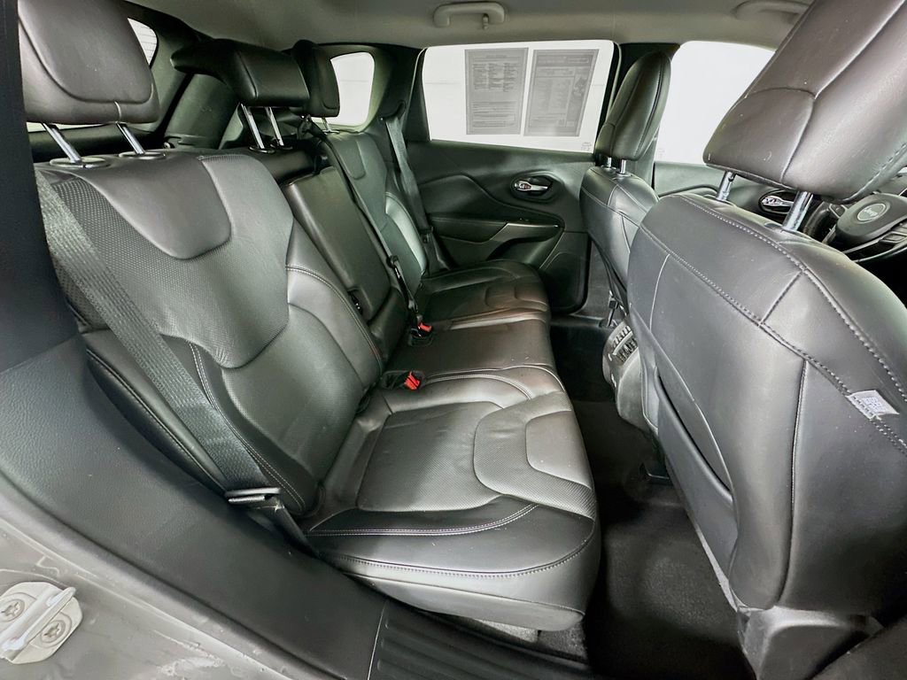 Certified 2021 Jeep Cherokee Latitude Lux image 37