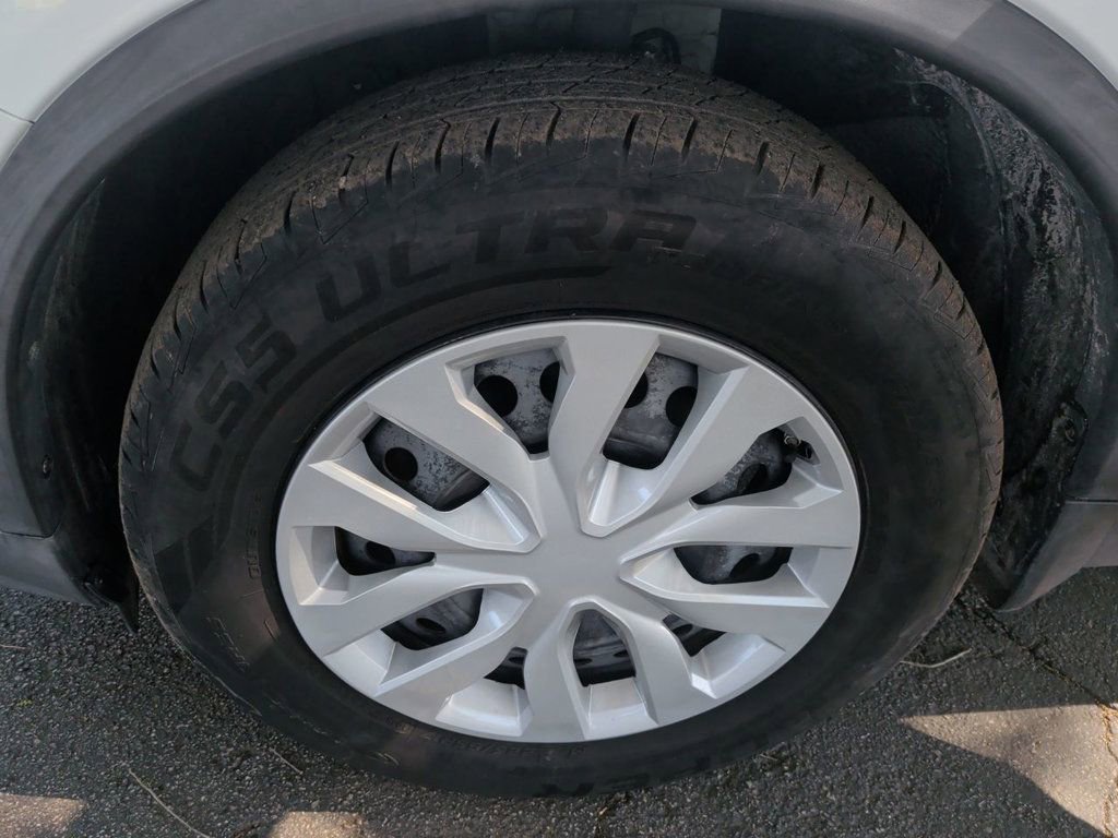 Used 2016 Nissan Rogue S w/ Appearance Package FWD image 10