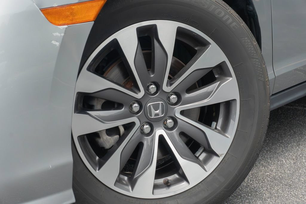 Used 2022 Honda Odyssey EX-L image 2