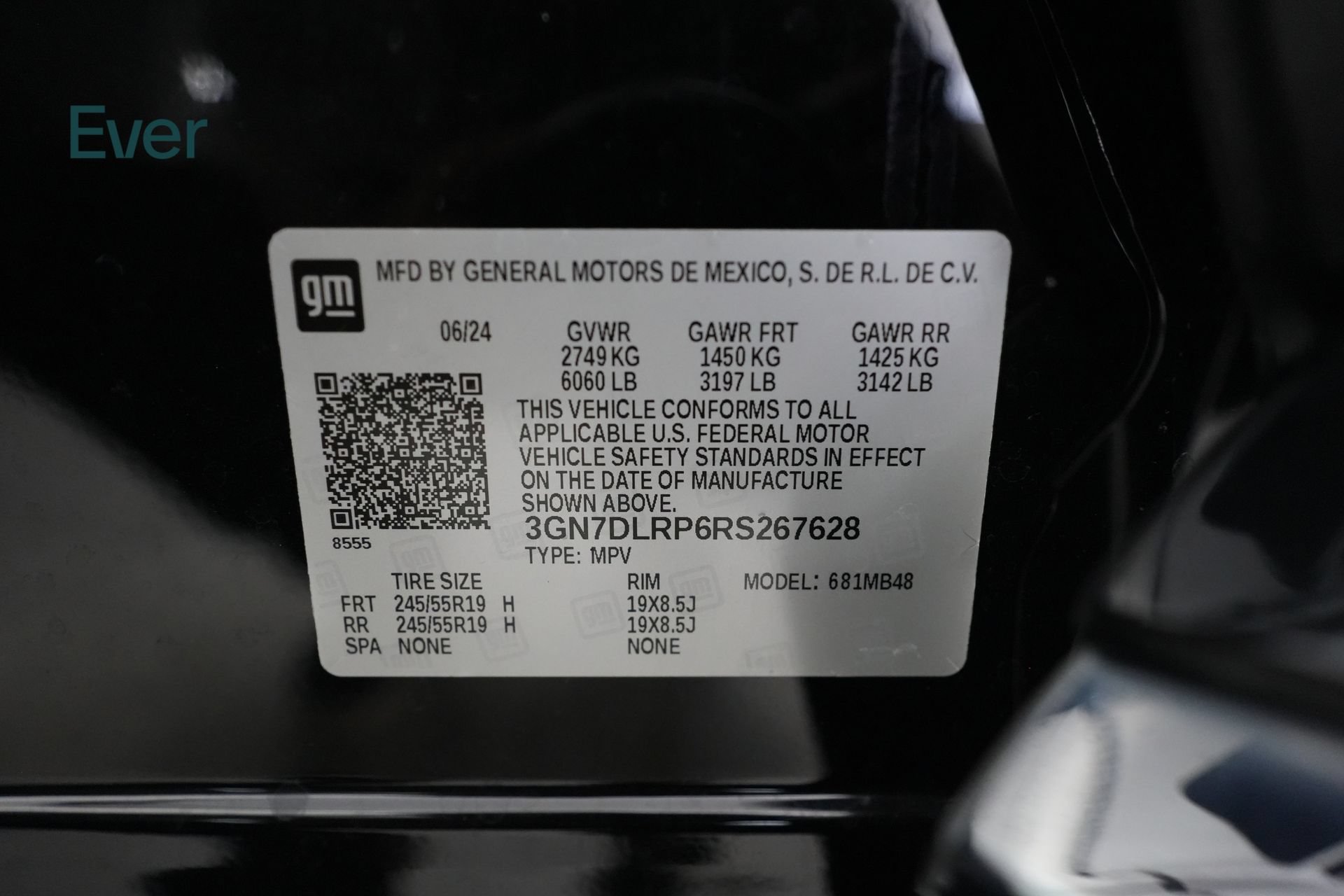 Used 2024 Chevrolet Equinox EV LT FWD image 28