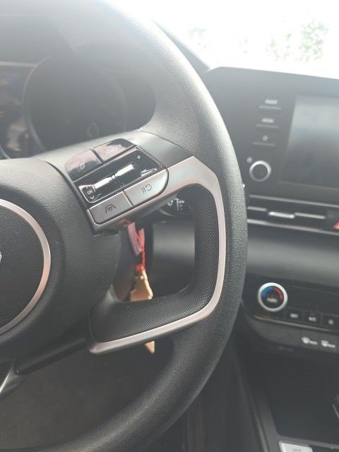 Used 2023 Hyundai Elantra SEL FWD image 10