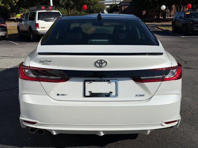 Used 2025 Toyota Camry XSE FWD image 4