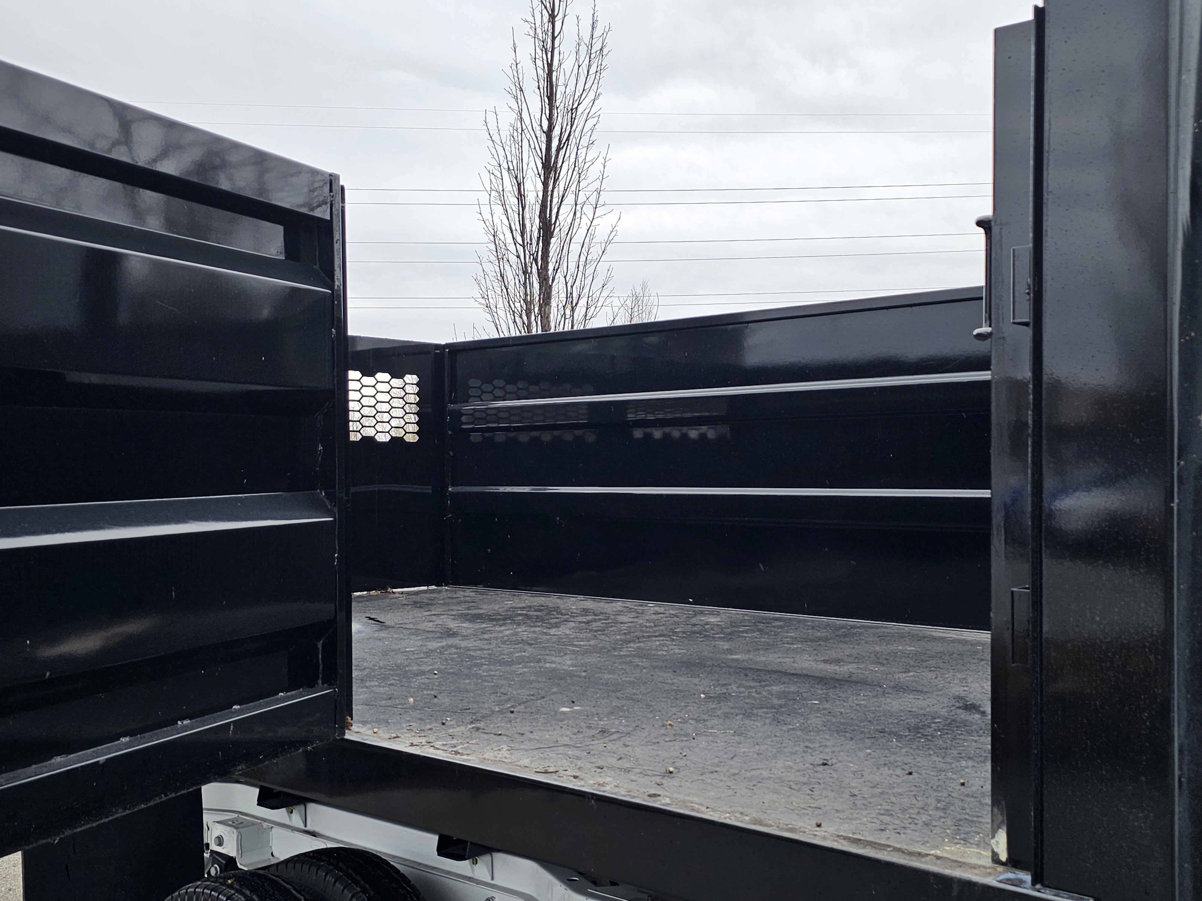 Used 2023 Mercedes-Benz Sprinter 4500 image 4