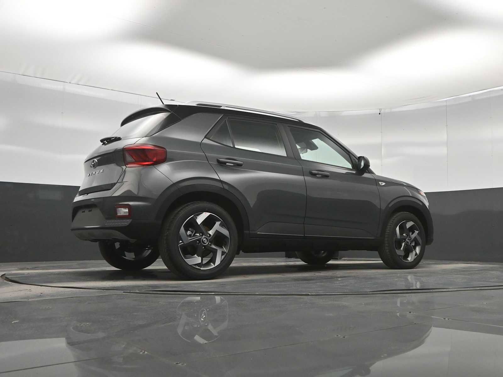 New 2026 Hyundai Venue SEL FWD image 37