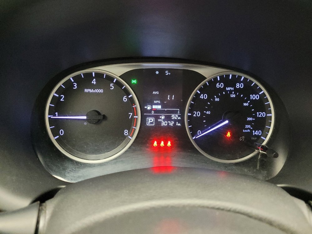 Used 2022 Nissan Kicks S FWD image 23