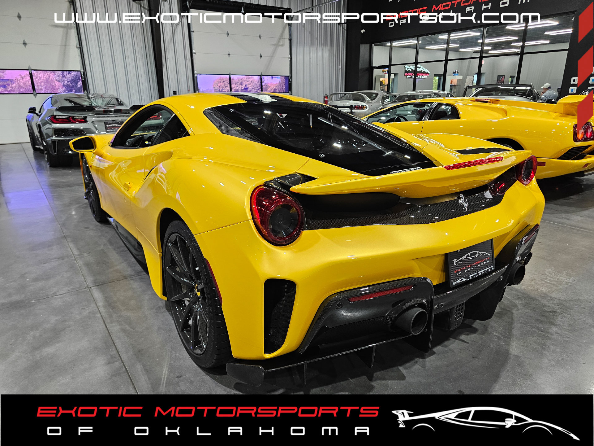 Used 2020 Ferrari 488 Pista Coupe RWD image 22