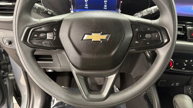 Used 2025 Chevrolet TrailBlazer LT image 40