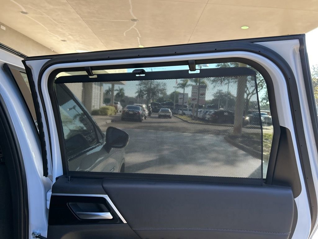 New 2025 Mitsubishi Outlander SEL Black Edition image 37