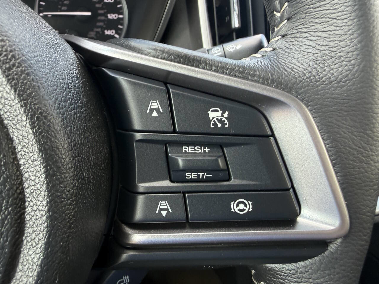Used 2025 Subaru Ascent Limited AWD/4WD image 38
