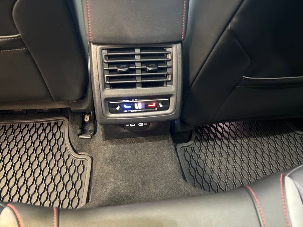 Used 2024 Volkswagen GTI Autobahn image 41