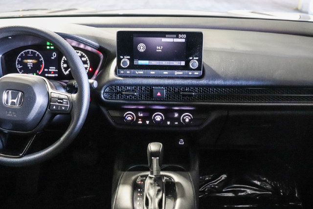 Certified 2025 Honda HR-V LX image 13