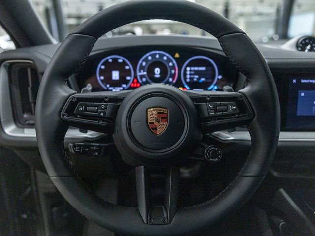 New 2026 Porsche Cayenne Coupe image 6