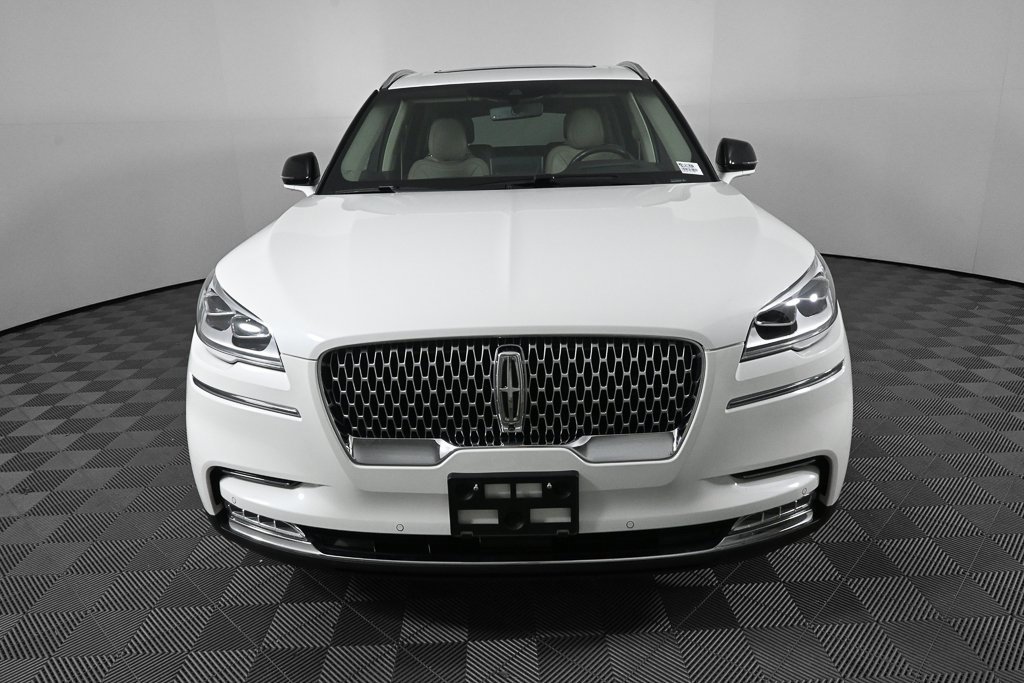 Used 2022 Lincoln Aviator Reserve w/ Equipment Group 201A image 35