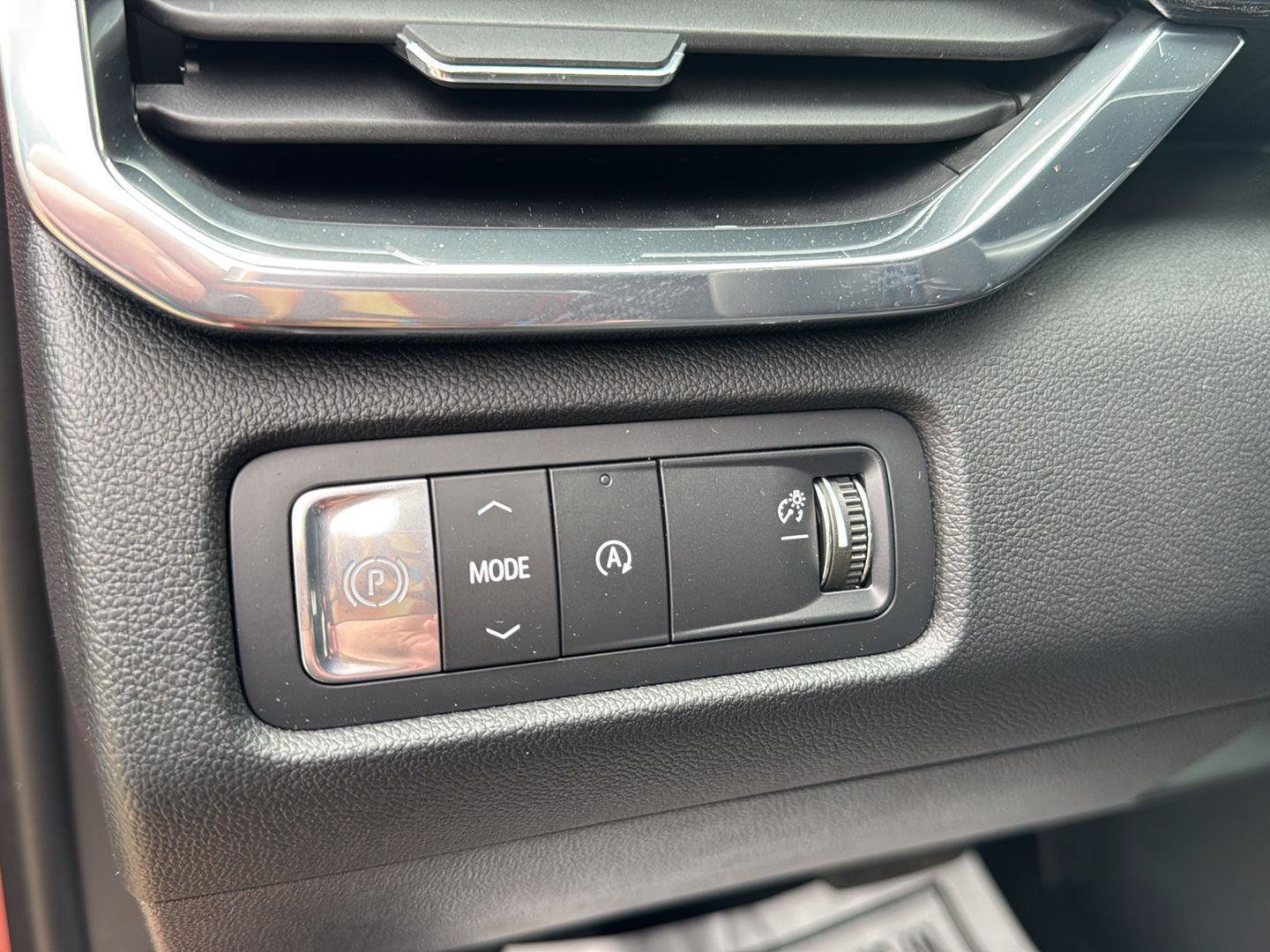 New 2026 GMC Acadia Elevation FWD image 16