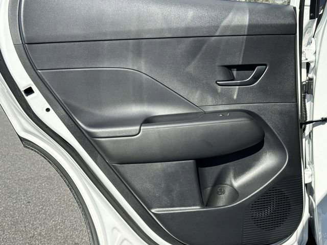 New 2026 Hyundai Kona SE image 21