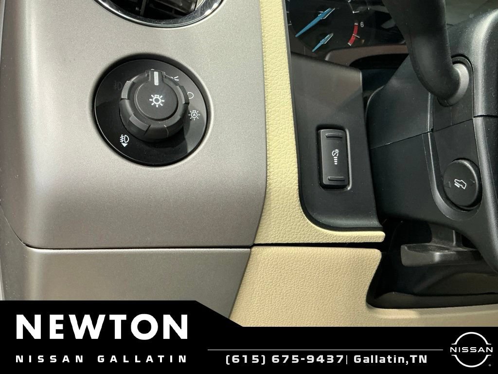 Used 2017 Ford Expedition XLT RWD image 30