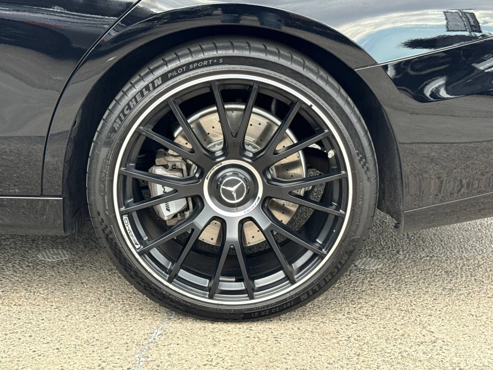 Used 2025 Mercedes-Benz E 53 AMG e 4MATIC Sedan image 19