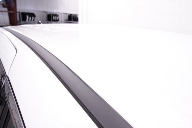 Used 2024 Chrysler Pacifica Touring-L image 24