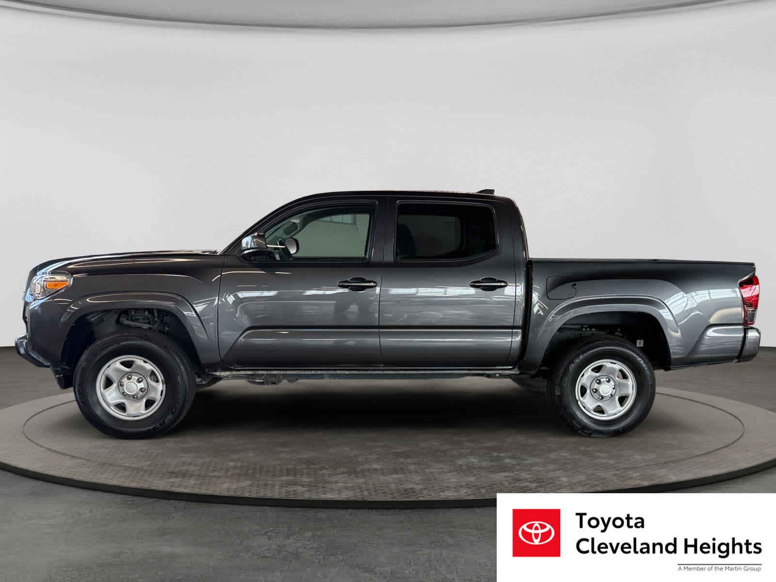 Used 2023 Toyota Tacoma SR AWD/4WD image 8