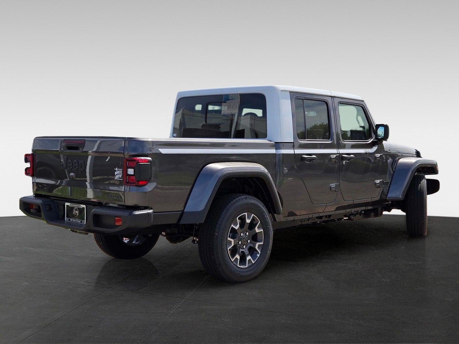 New 2026 Jeep Gladiator Mojave AWD/4WD image 5