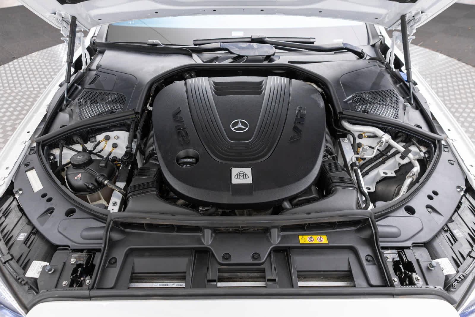 Used 2024 Mercedes-Benz Maybach S 680 4MATIC image 17