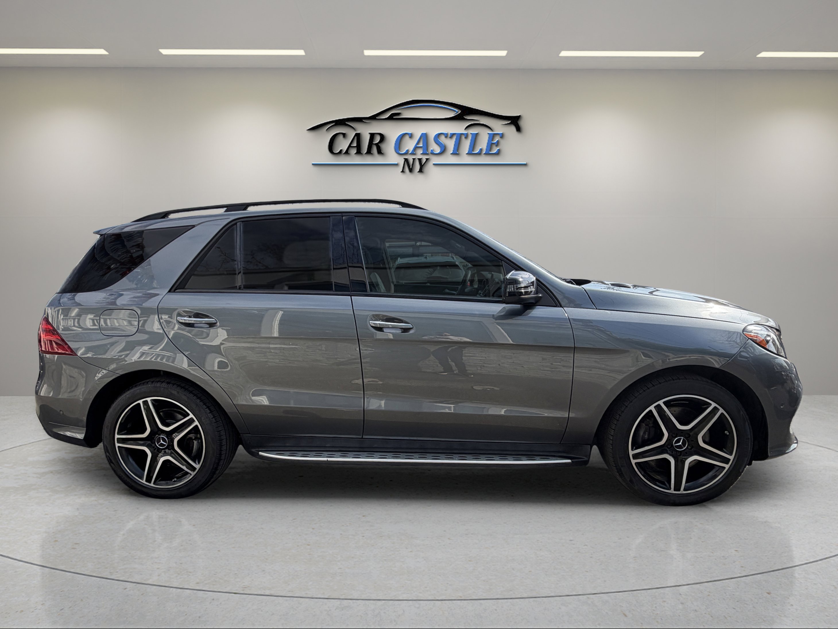 Used 2018 Mercedes-Benz GLE 43 AMG 4MATIC image 6
