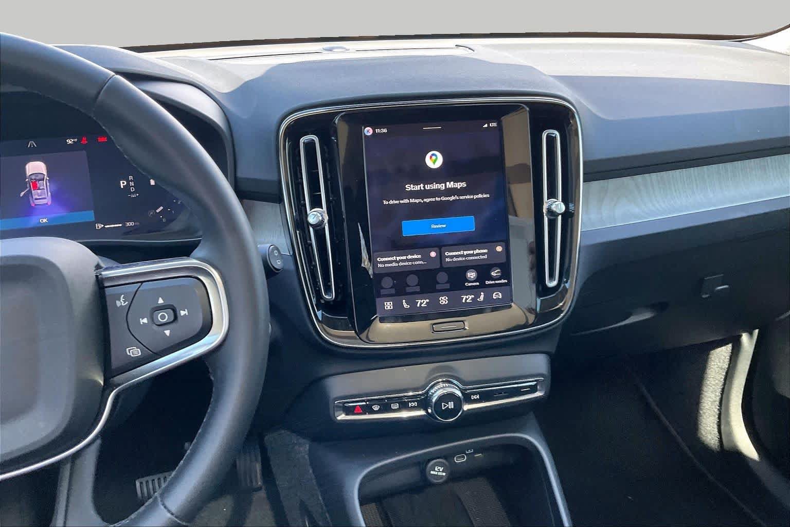 Used 2026 Volvo XC40 B4 Core FWD image 8