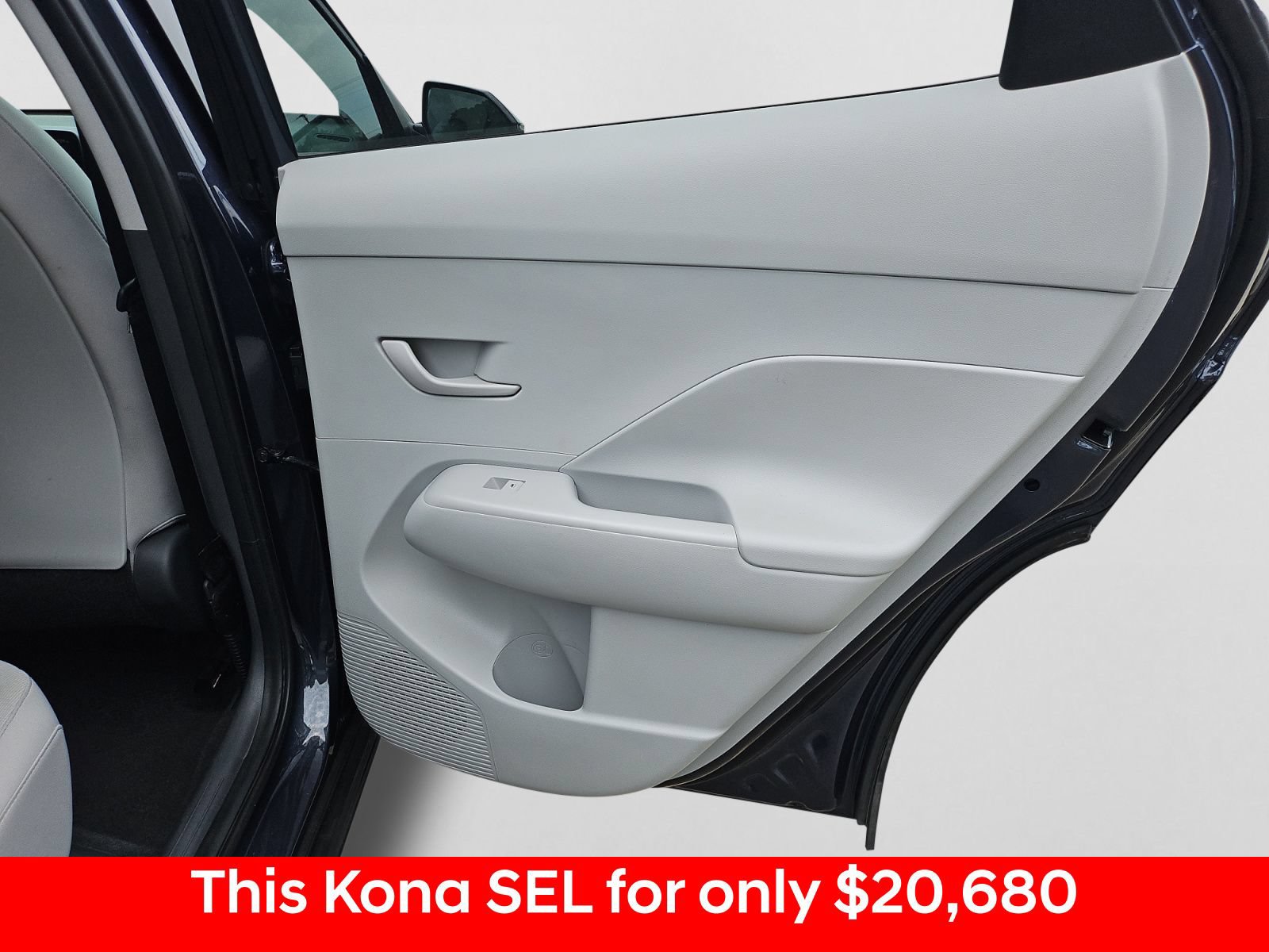 Used 2024 Hyundai Kona SEL AWD/4WD image 37
