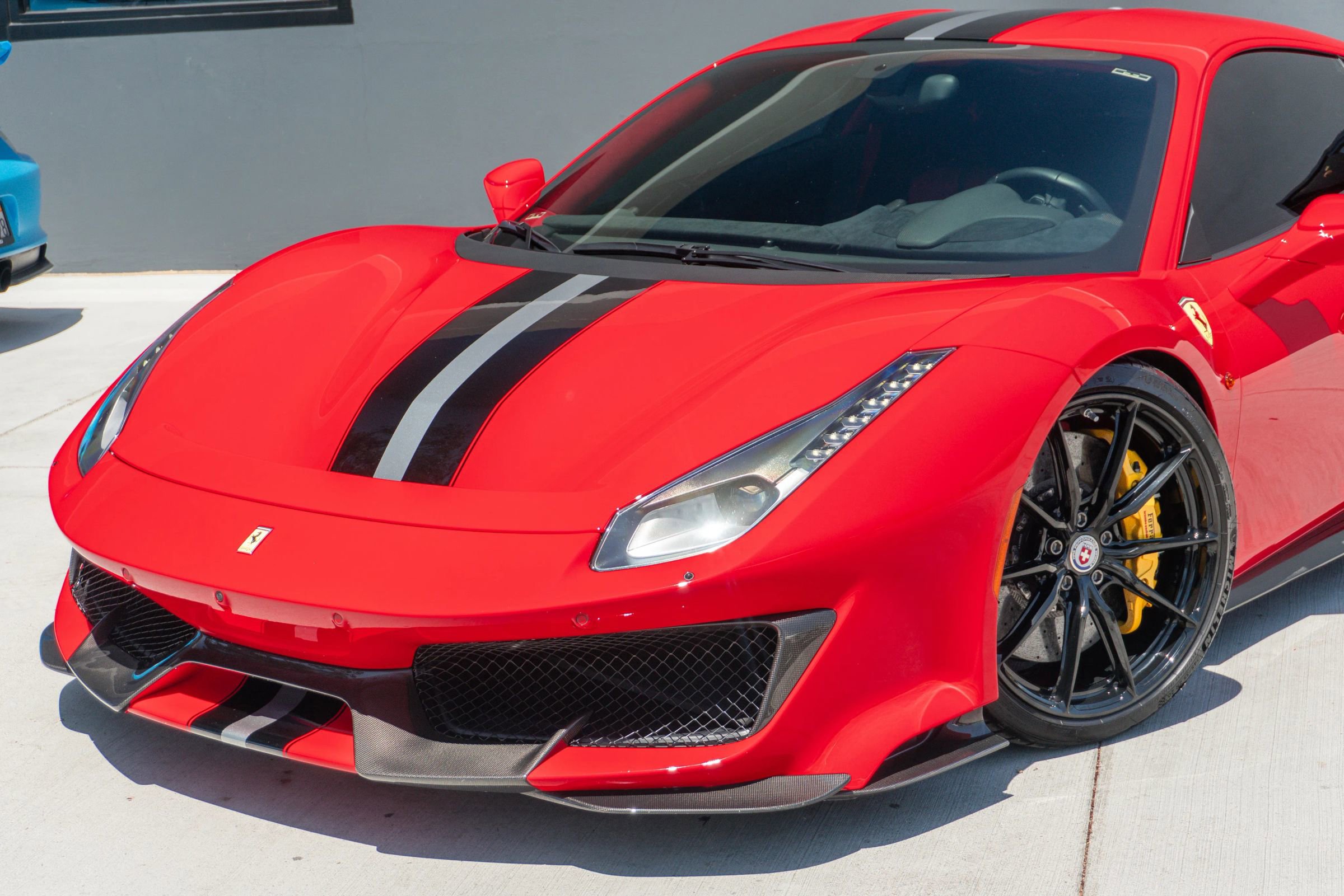 Used 2019 Ferrari 488 Pista Coupe RWD image 21