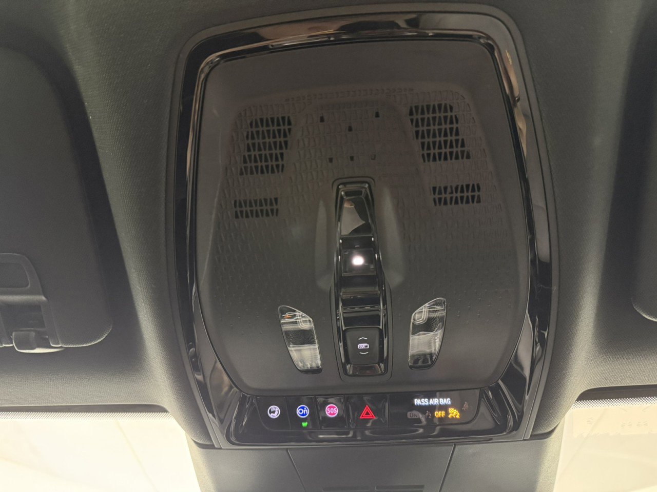 Used 2024 Cadillac Lyriq Sport RWD image 24