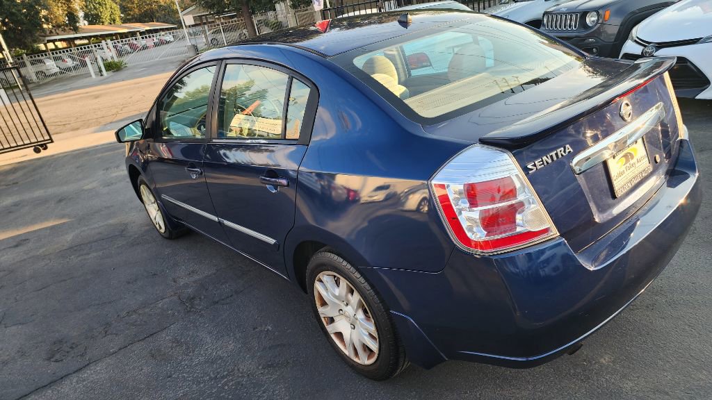 Used 2011 Nissan Sentra 2.0 S image 4