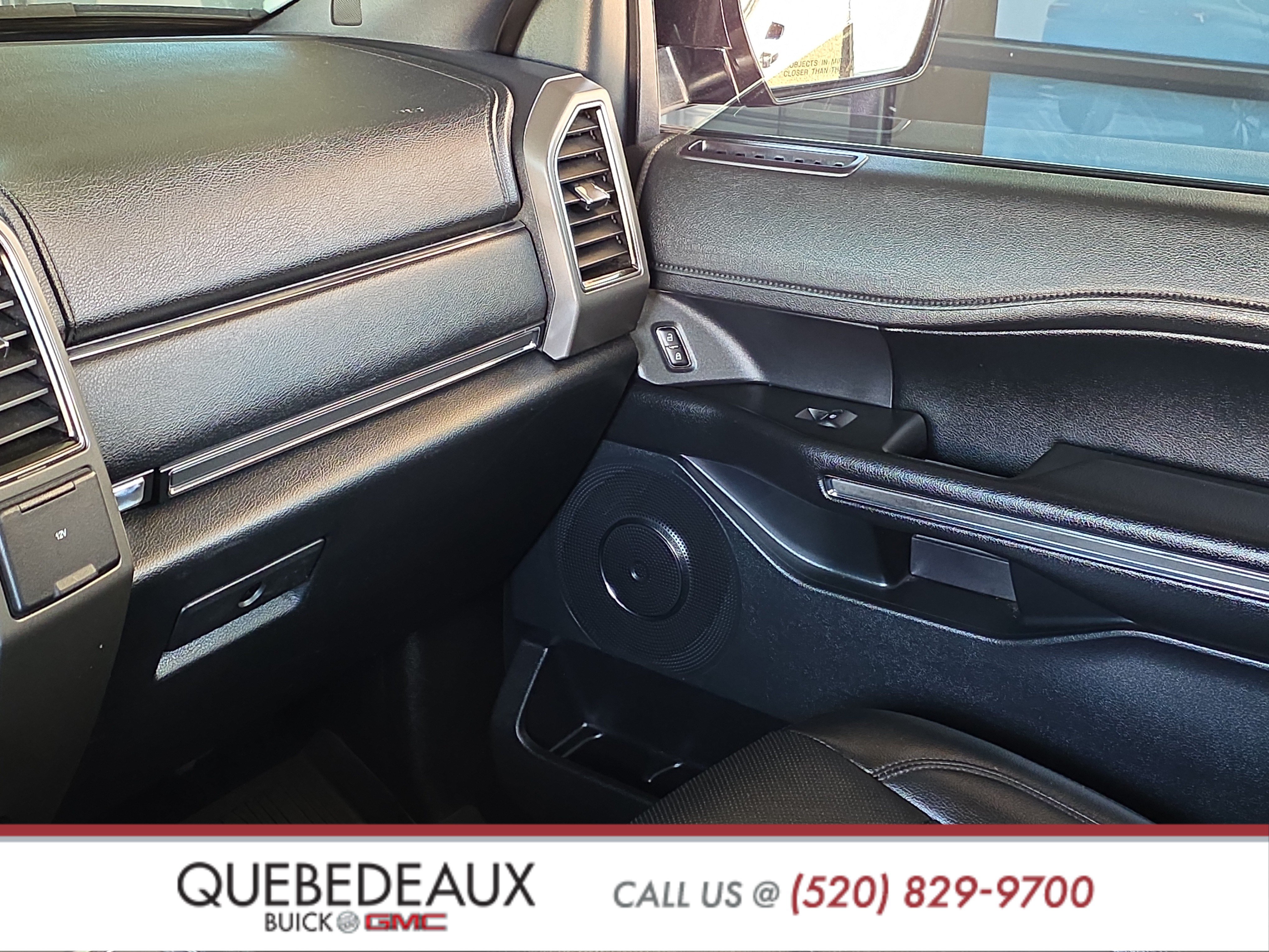 Used 2019 Ford Expedition XLT w/ Equipment Group 202A RWD image 24